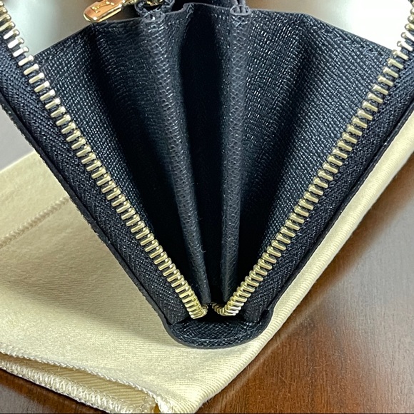 Louis Vuitton Black Sequin Damier Paillettes Zippy Wallet - Picture 7 of 14